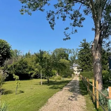 Charming House By The Seine In Normandy Poses