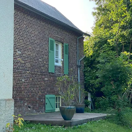 Charming House By The Seine In Normandy